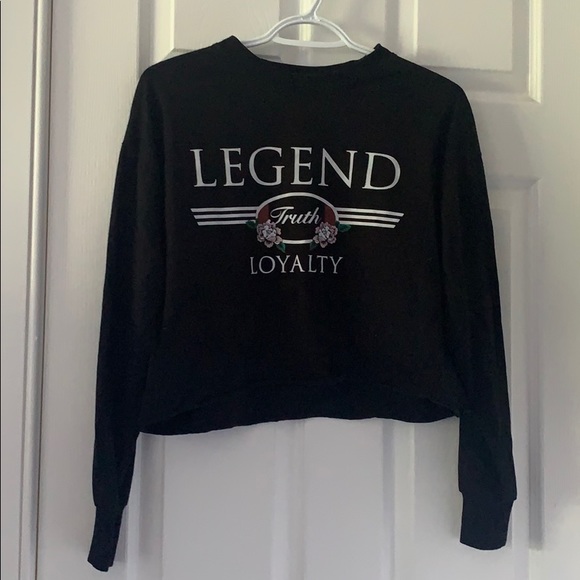black cropped long sleeve - Picture 1 of 2
